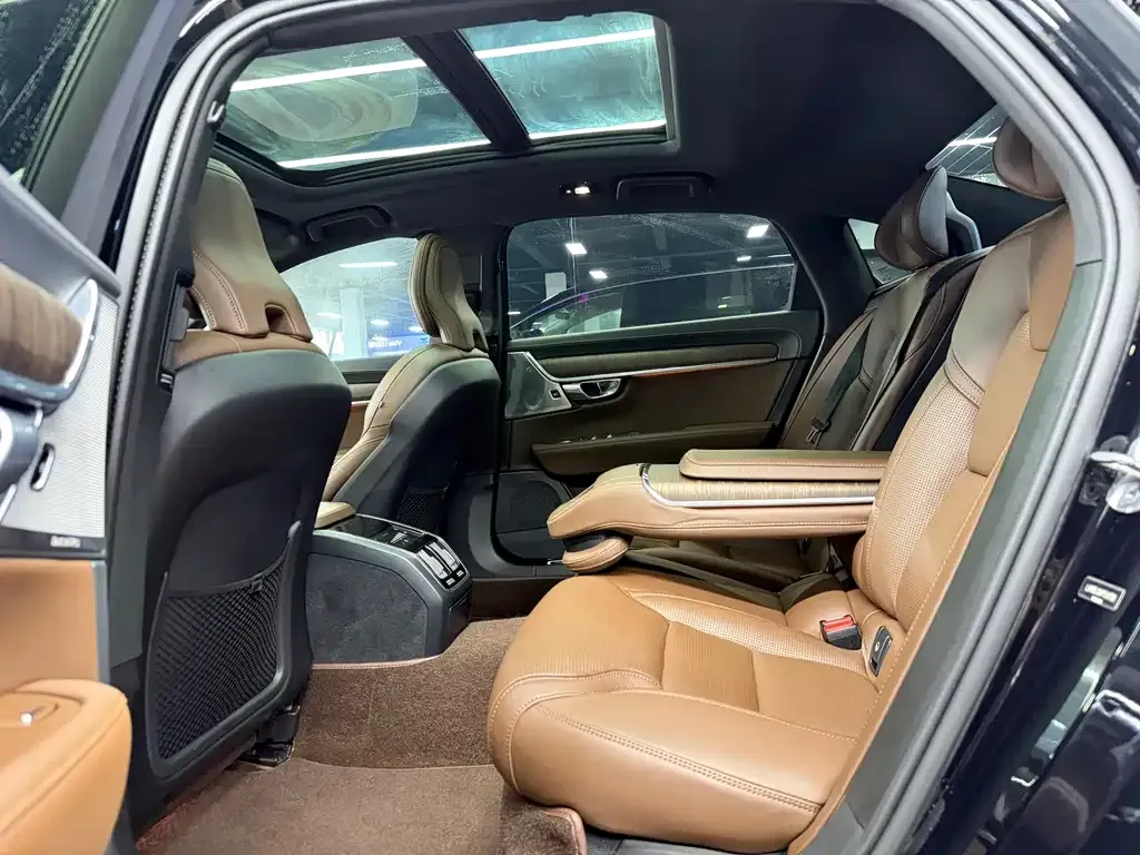 Volvo S90 — фото 2