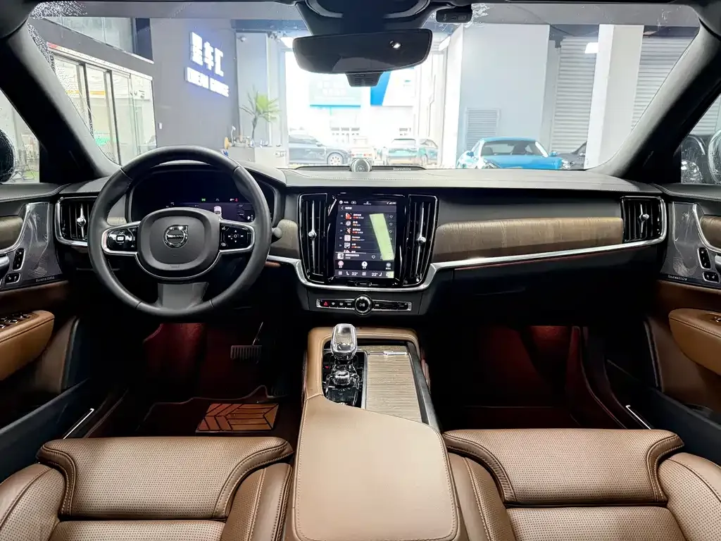 Volvo S90 — фото 4