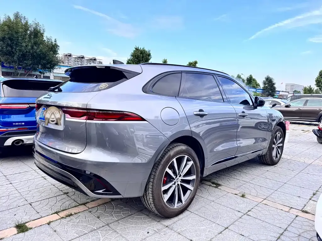 Jaguar F-PACE — фото 7