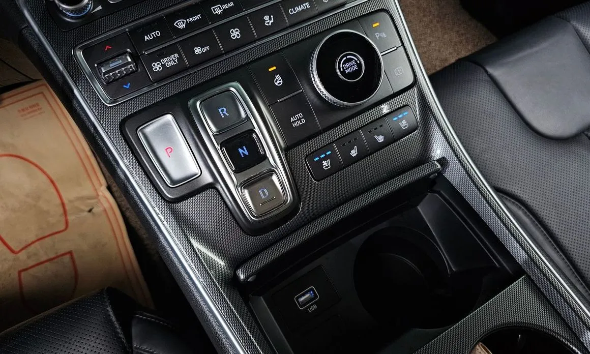 Hyundai Santafe — фото 8