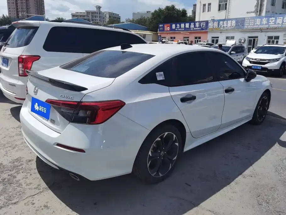 Honda Civic — фото 9