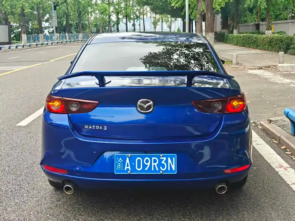 Mazda 3 Axela — фото 8