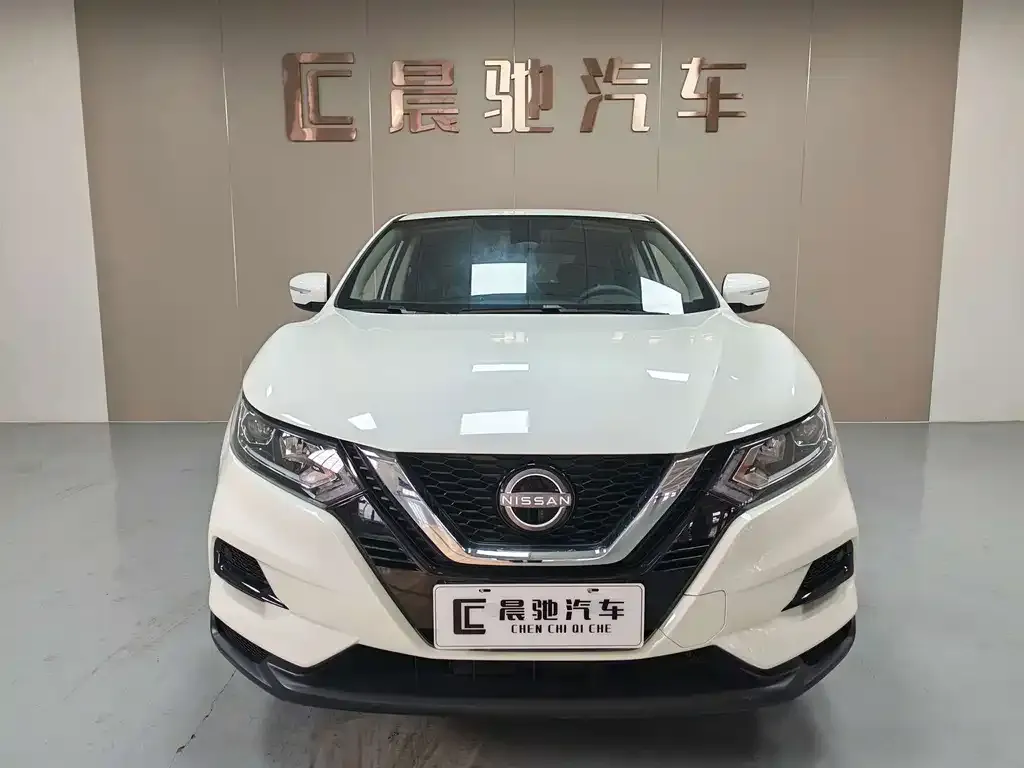 Nissan Qashqai — фото 7