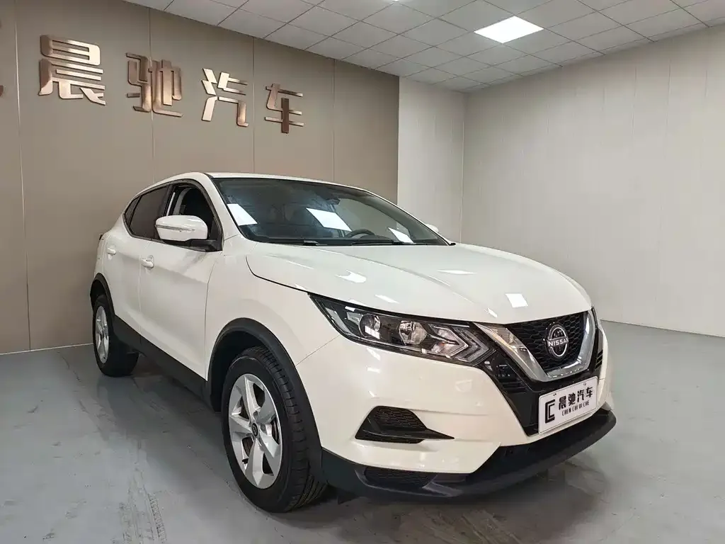 Nissan Qashqai — фото 3