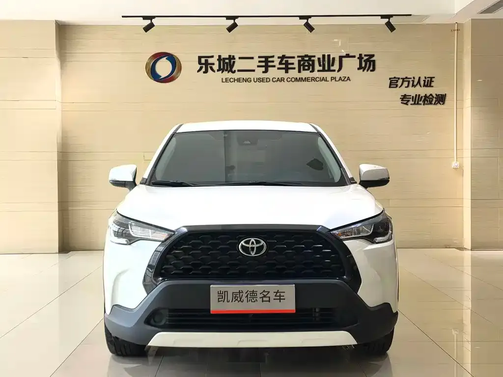 Toyota Corolla Cross — фото 2