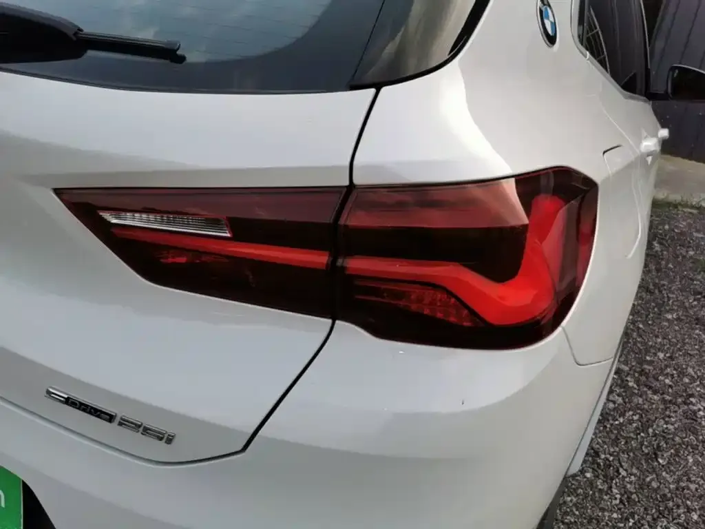 BMW X2 — фото 9