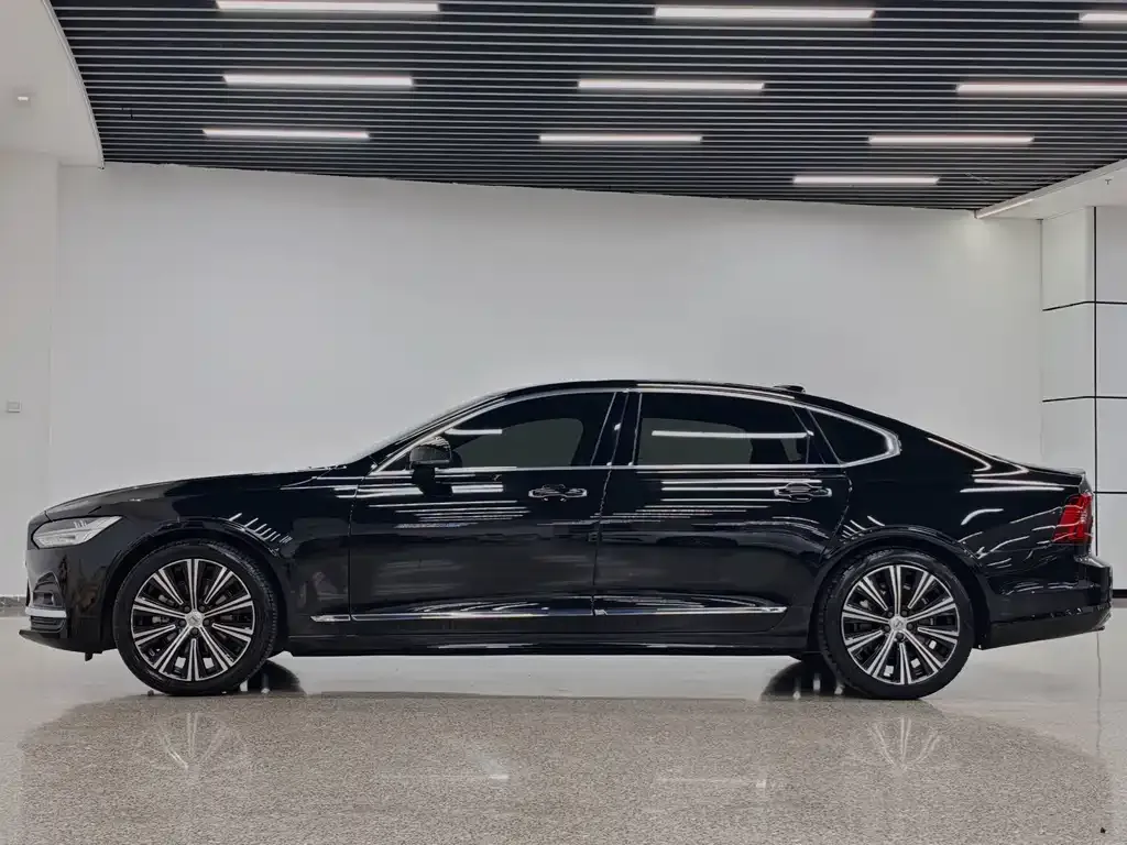 Volvo S90 — фото 7