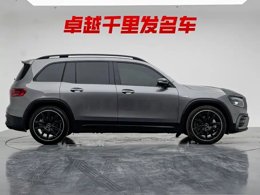 Mercedes-Benz GLB AMG — фото 3