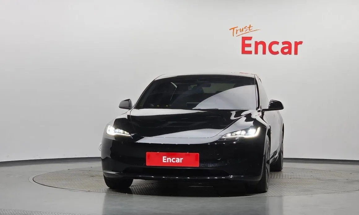 Tesla Model 3 — фото 2