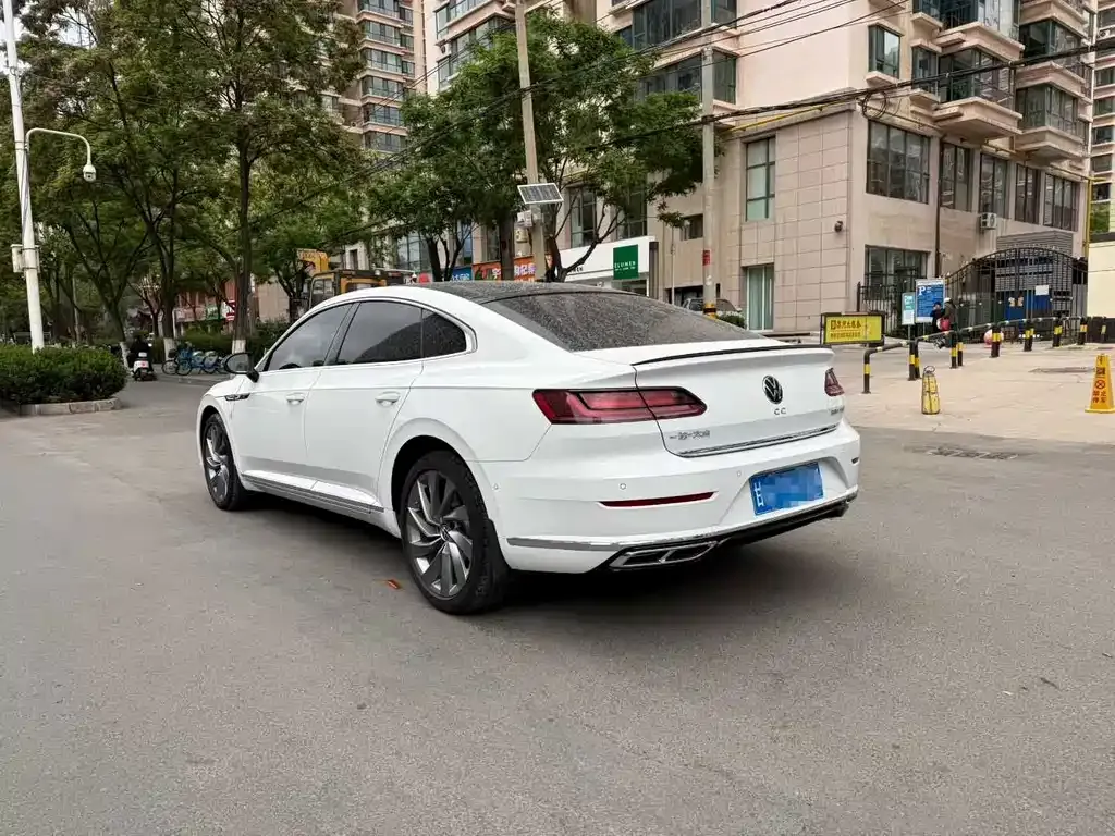 Volkswagen CC — фото 8
