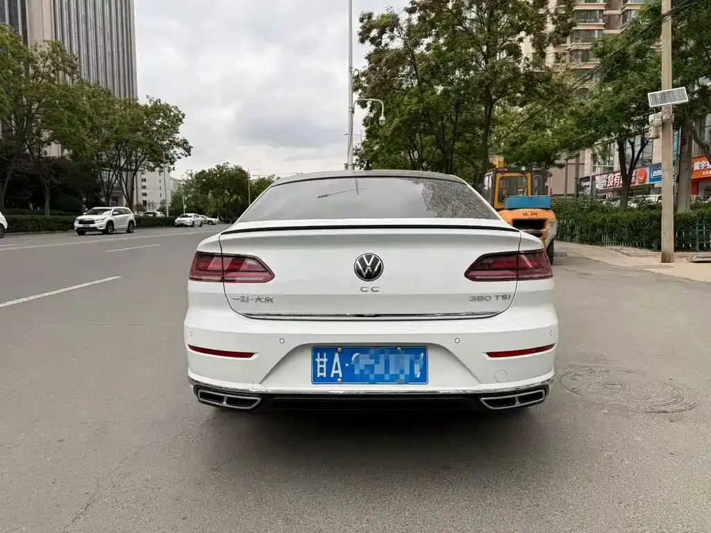 Volkswagen CC — фото 4