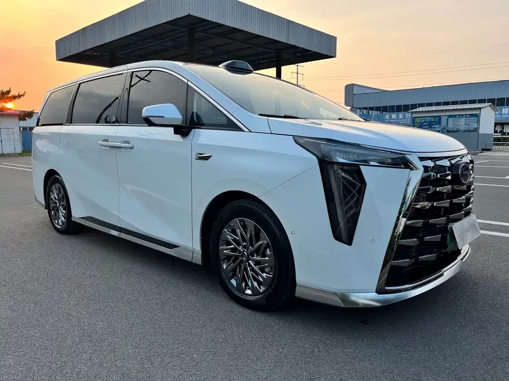 GAC Motor Trumpchi M8 — фото 3