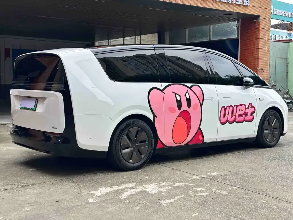 Li Auto MEGA — фото 3