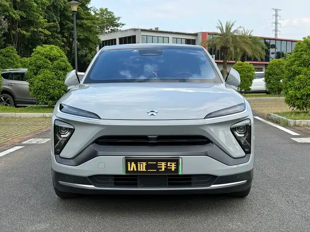 NIO EC6 — фото 10