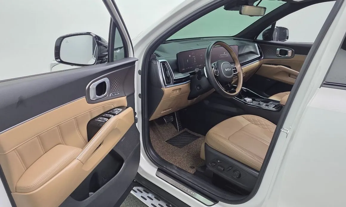 Kia Sorento — фото 9
