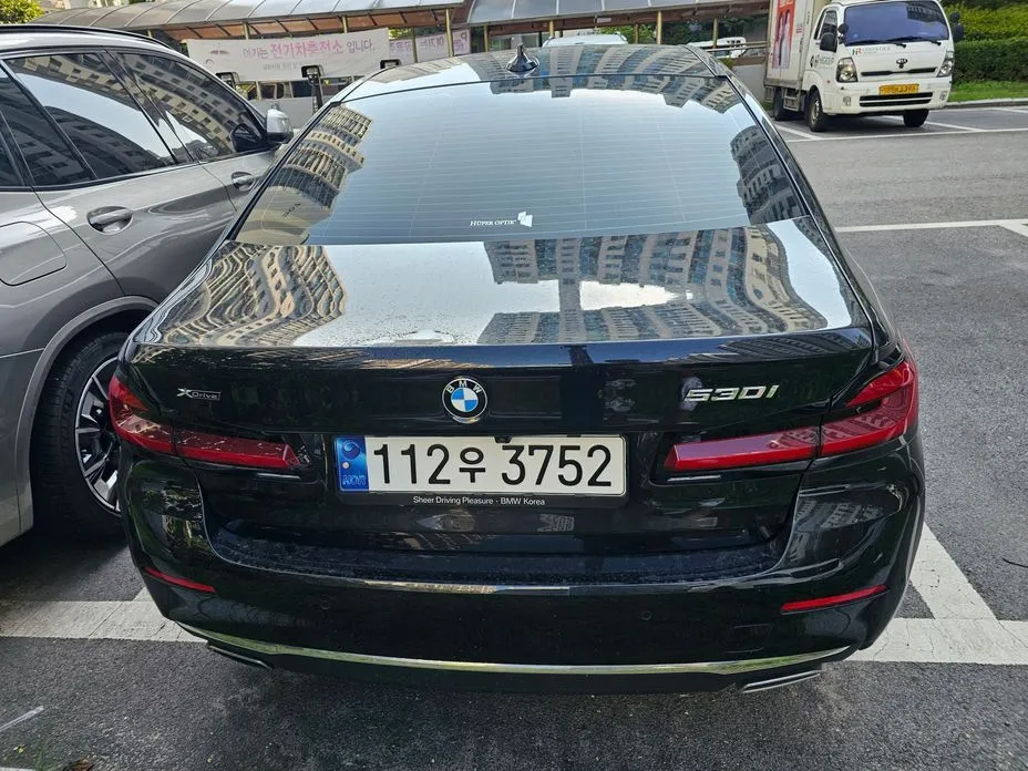 BMW 5-Series — фото 10