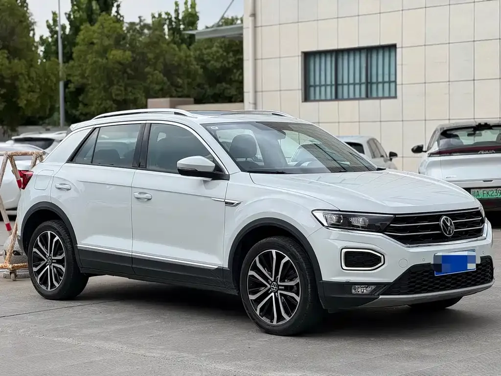 Volkswagen T-Roc — фото 3