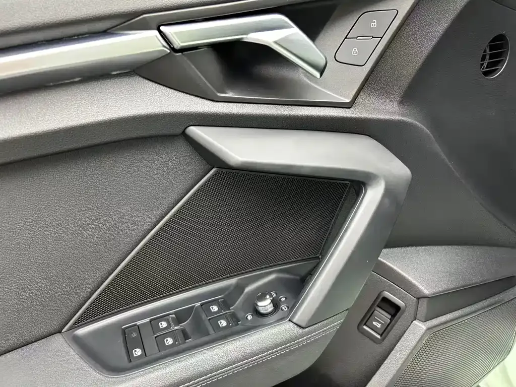 Audi A3 — фото 9
