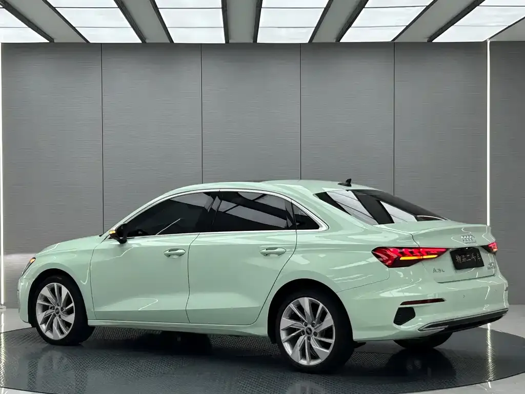 Audi A3 — фото 2