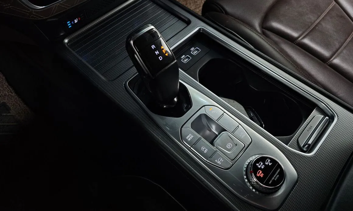 KG Mobility (Ssangyong) Rexton — фото 9