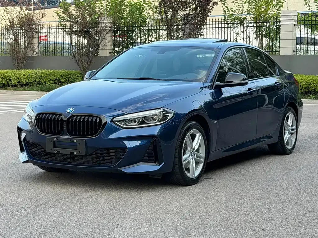 BMW 1 Series — фото 1