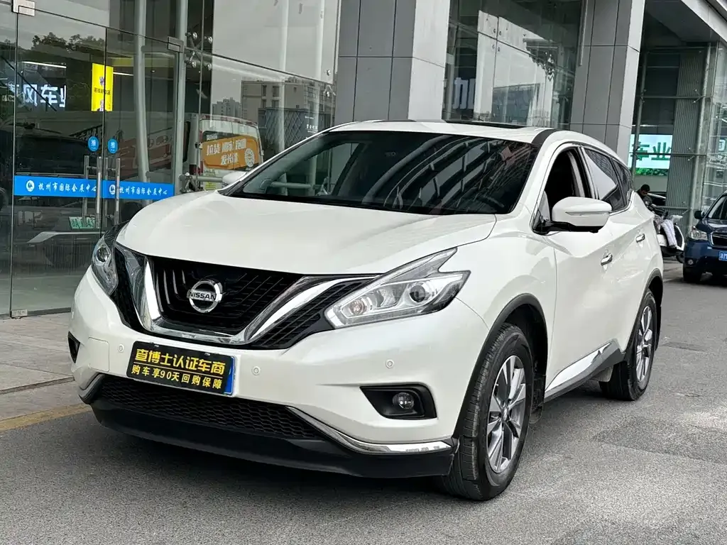 Nissan Murano — фото 1