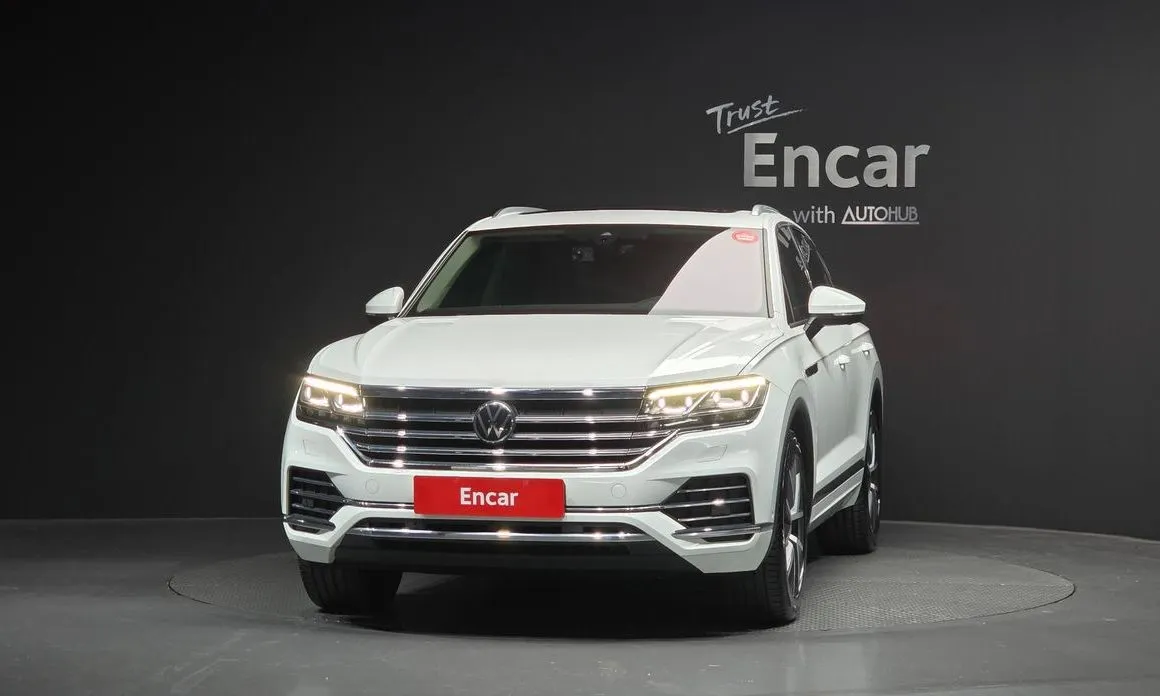 Volkswagen Touareg — фото 7