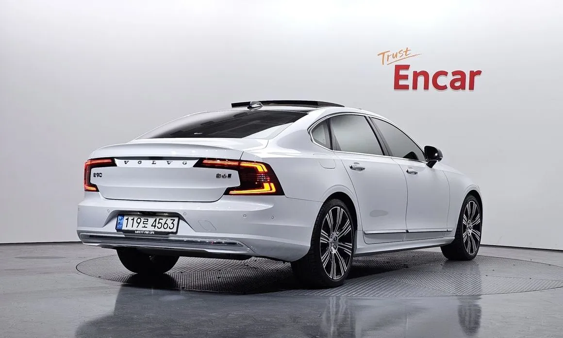 Volvo S90 — фото 6