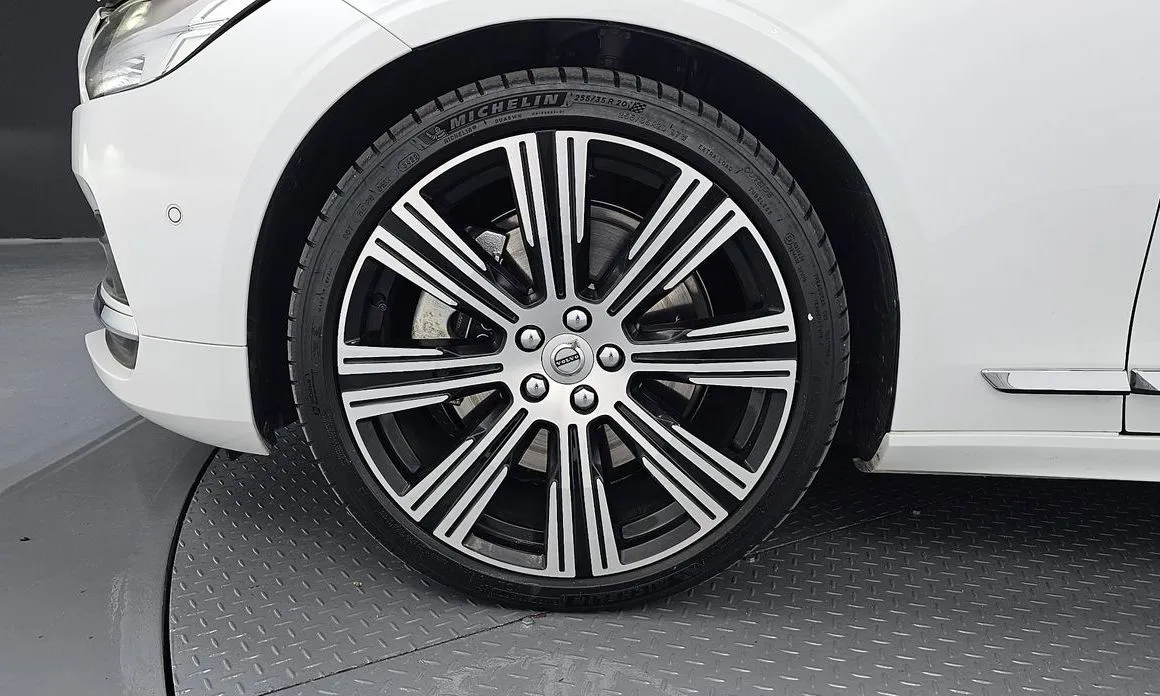 Volvo S90 — фото 9