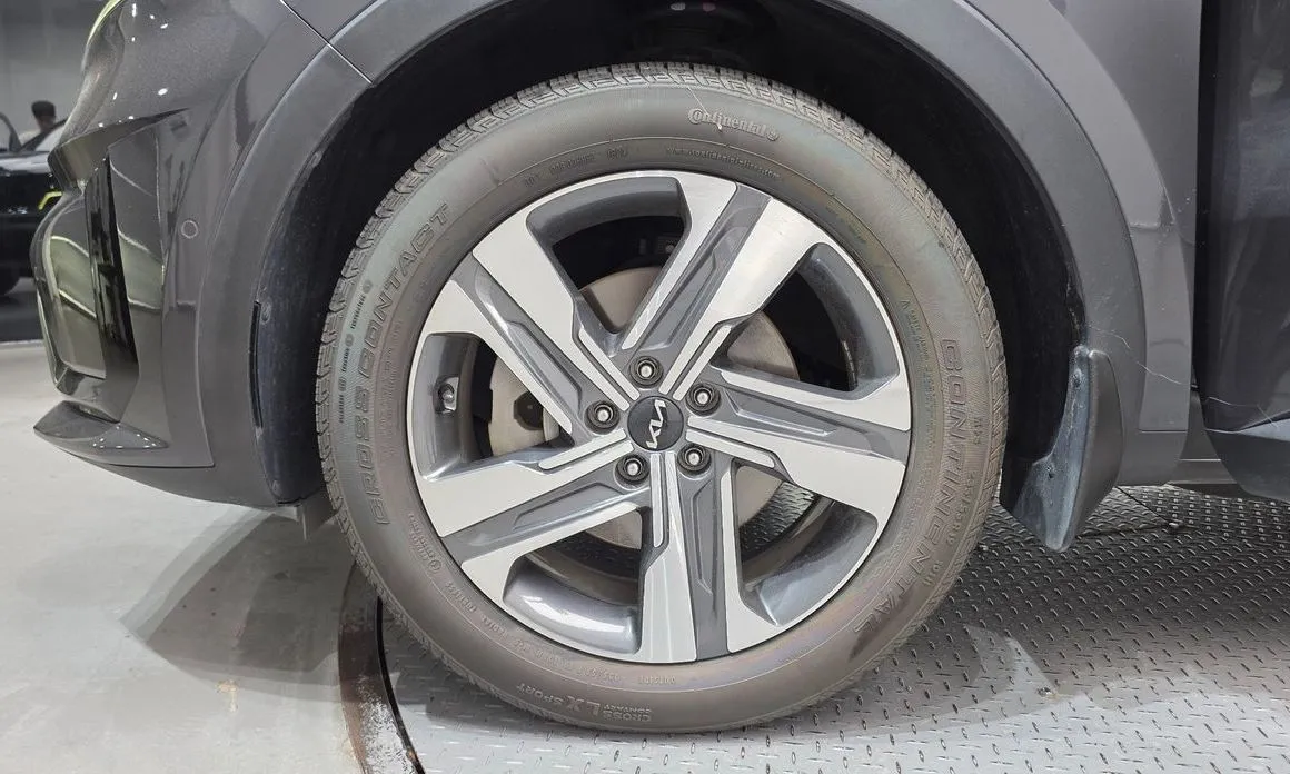 Kia Sorento — фото 5