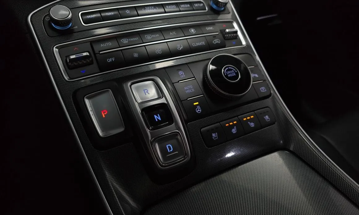 Hyundai Santafe — фото 6