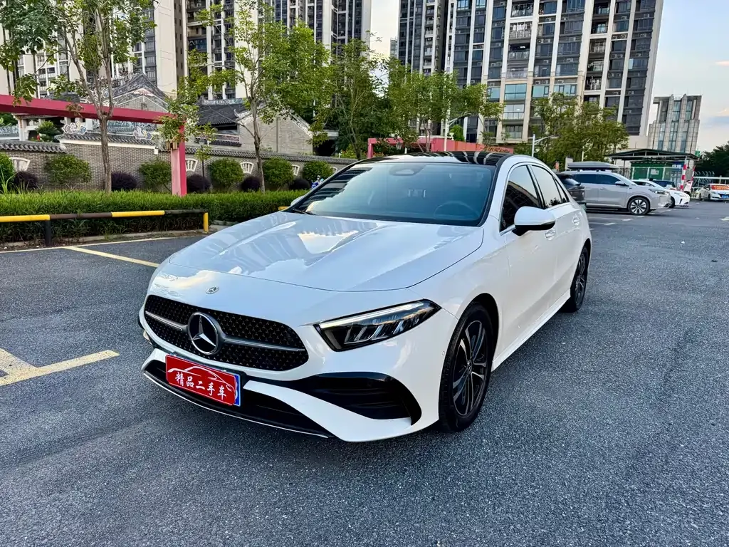 Mercedes-Benz A-Class — фото 1