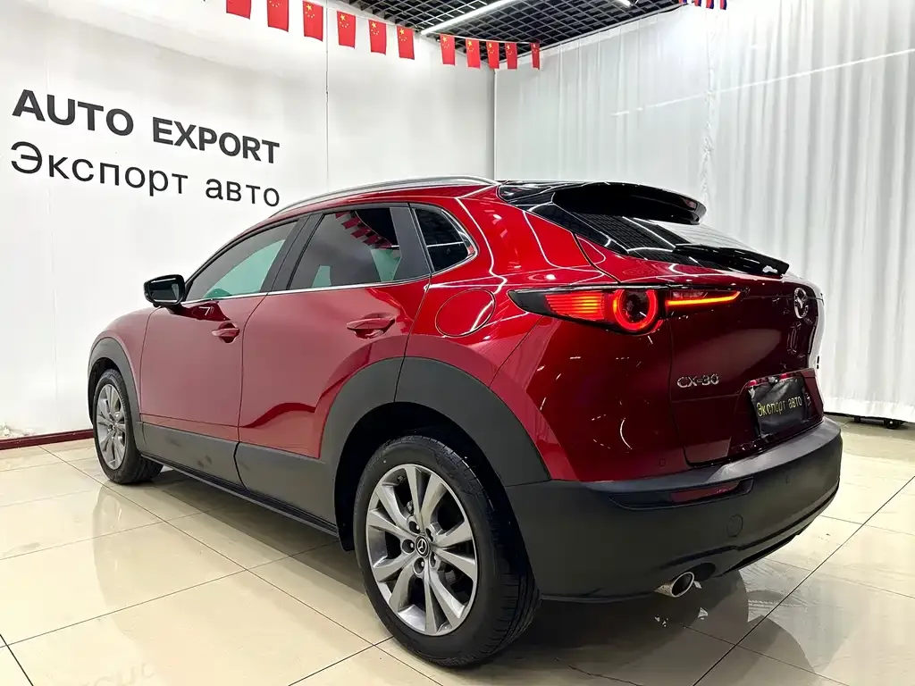 Mazda CX-30 — фото 10