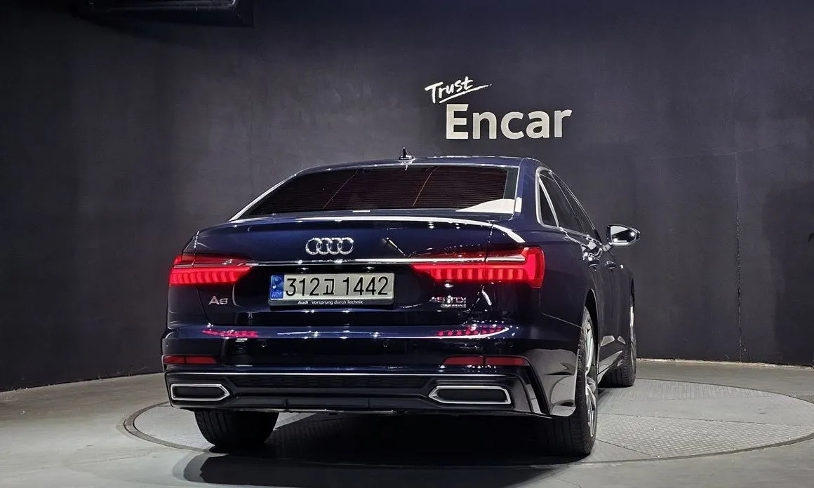 Audi A6 — фото 5