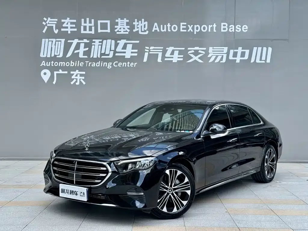 Mercedes-Benz E-Class — фото 1