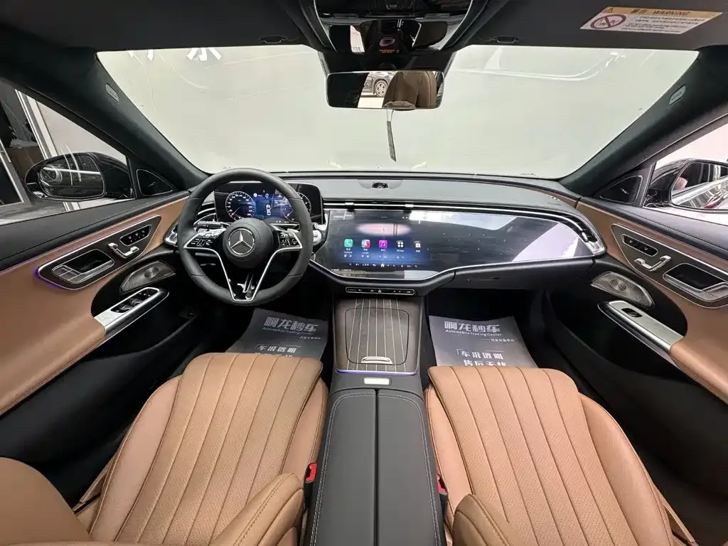 Mercedes-Benz E-Class — фото 6