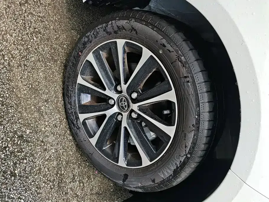 Toyota Levin — фото 10