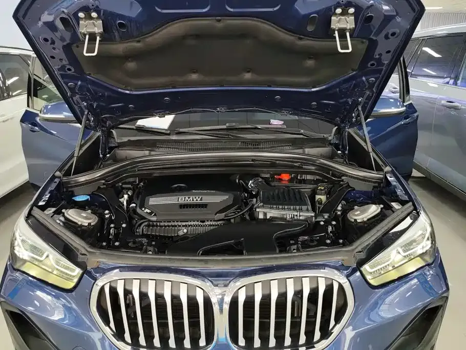 BMW X1 — фото 10