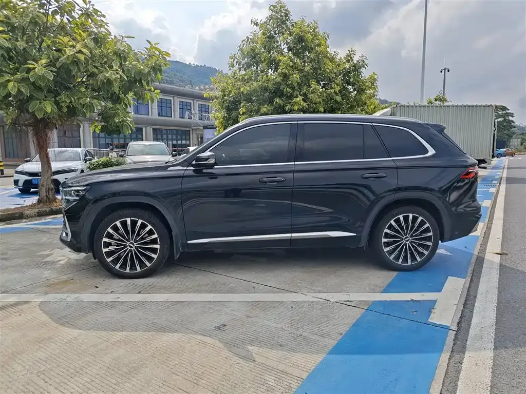 Geely Xingyue L — фото 3