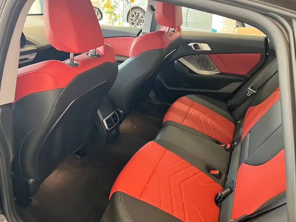 BMW 2 Series — фото 10