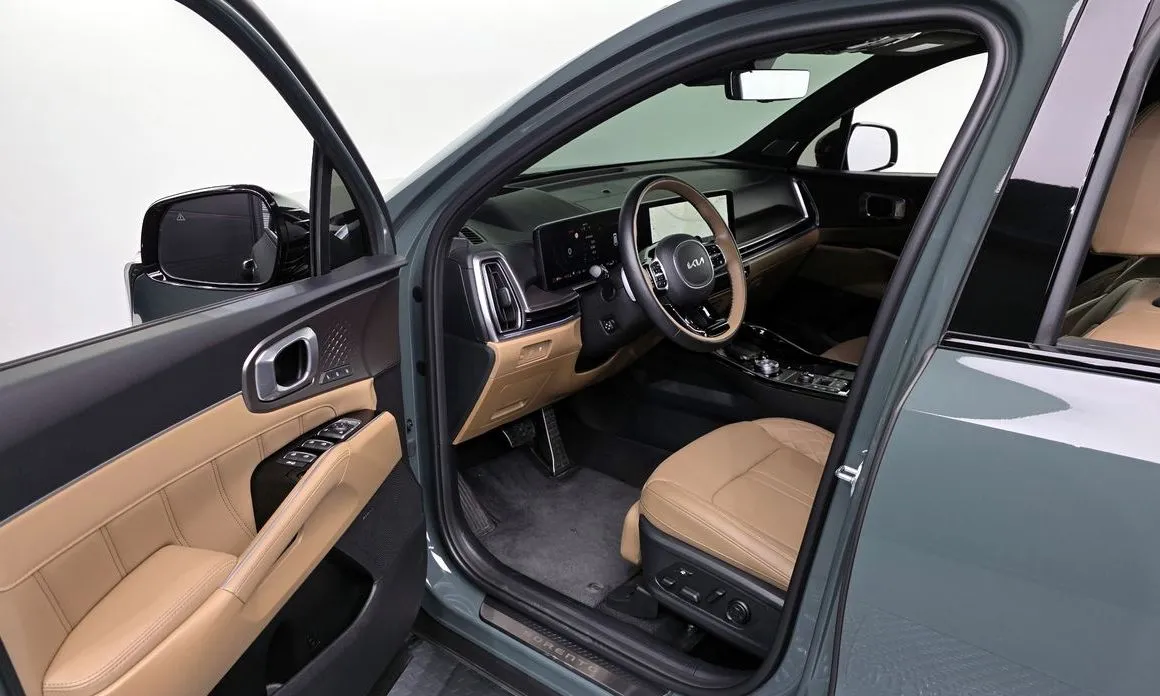 Kia Sorento — фото 6