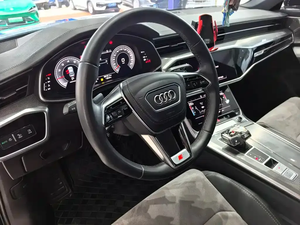 Audi A6L — фото 4