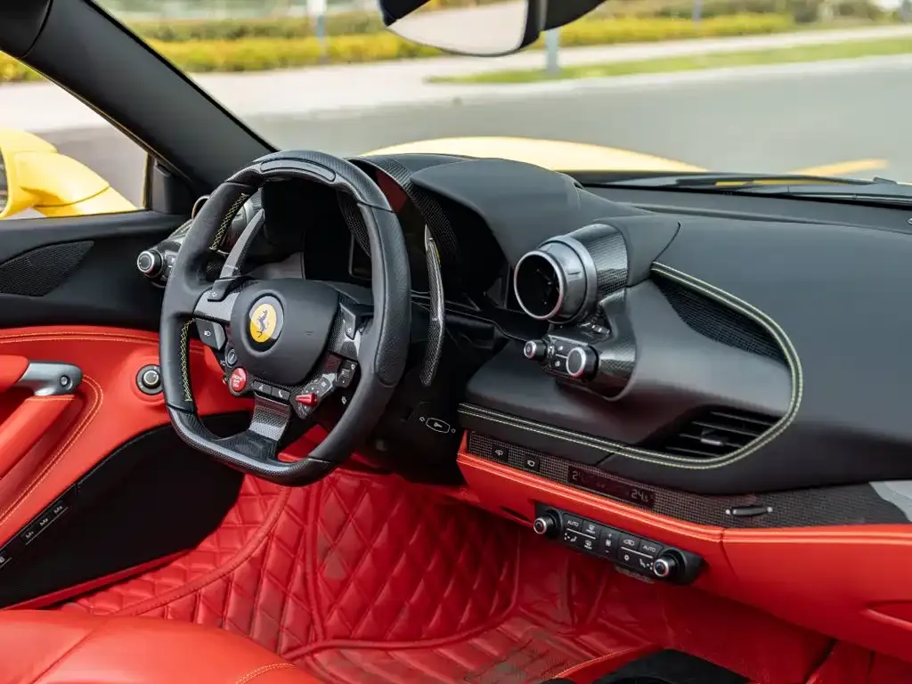 Ferrari F8 — фото 2