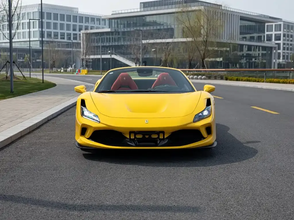 Ferrari F8 — фото 9