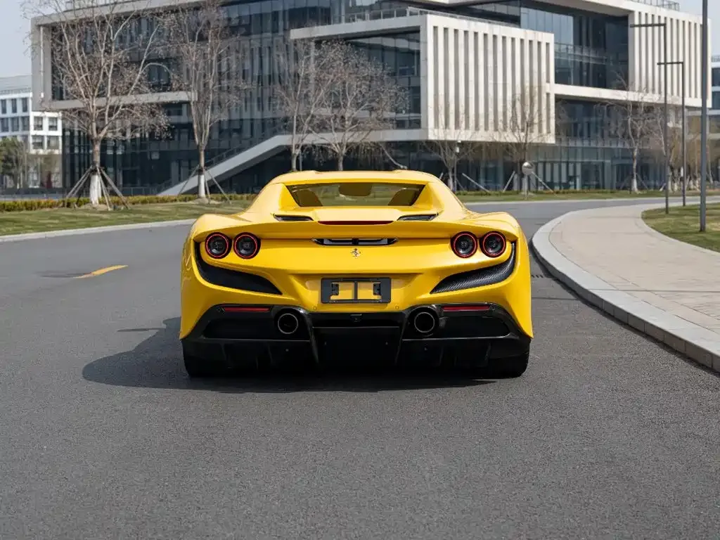 Ferrari F8 — фото 4