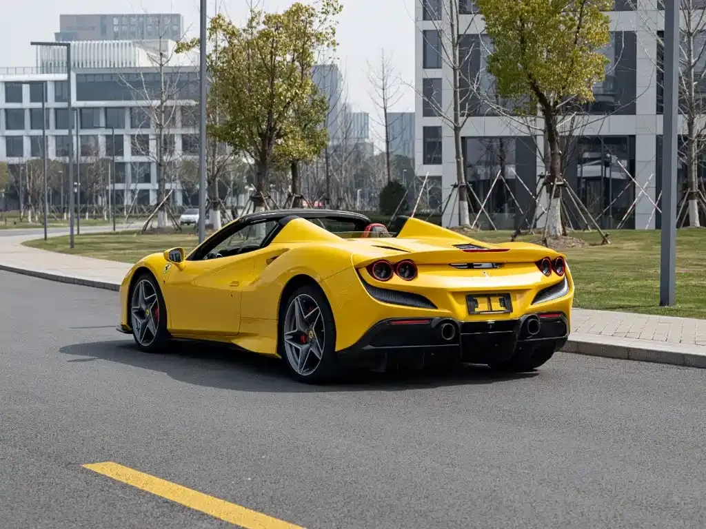 Ferrari F8 — фото 7