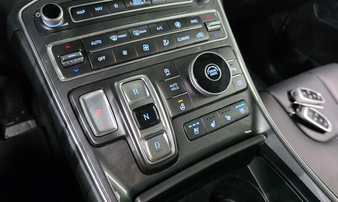 Hyundai Santafe — фото 7