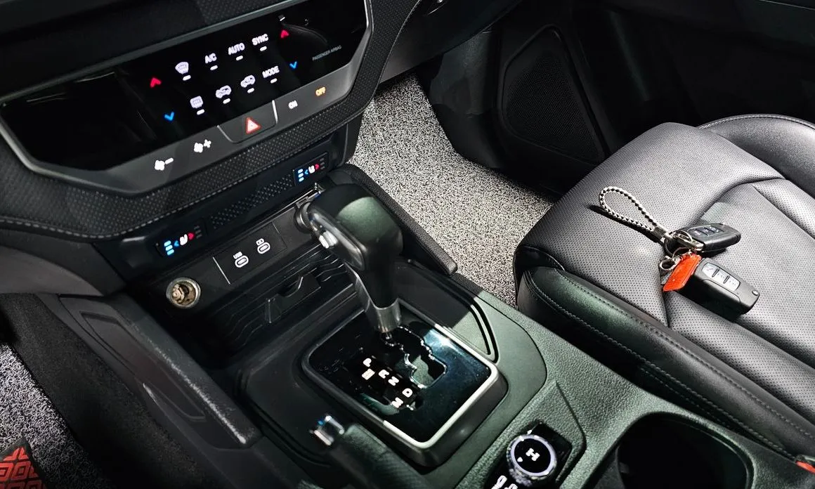 KG Mobility (Ssangyong) Rexton — фото 8