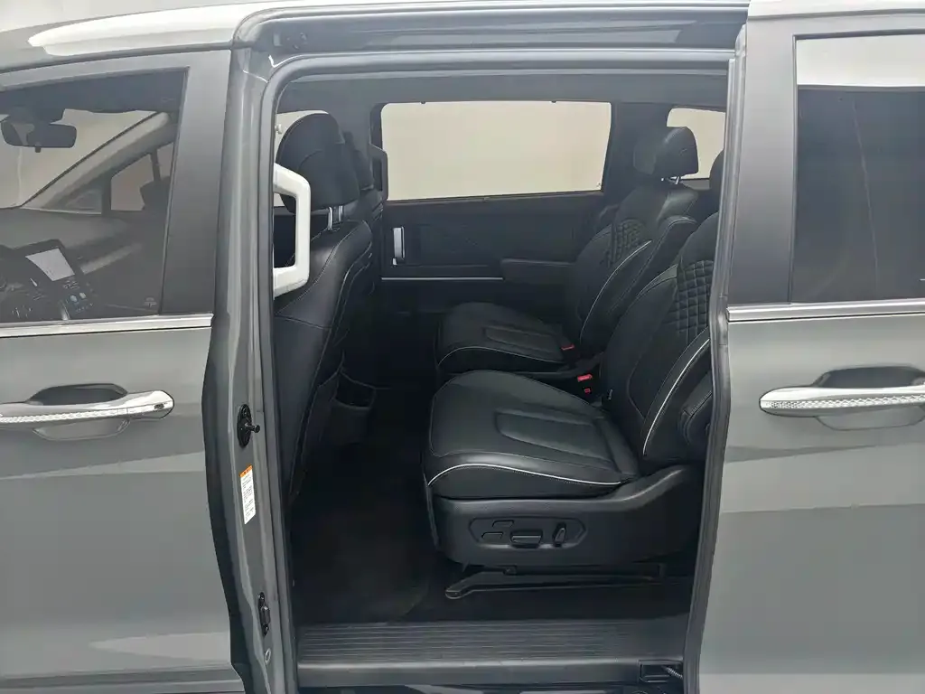 Hyundai Custo — фото 3
