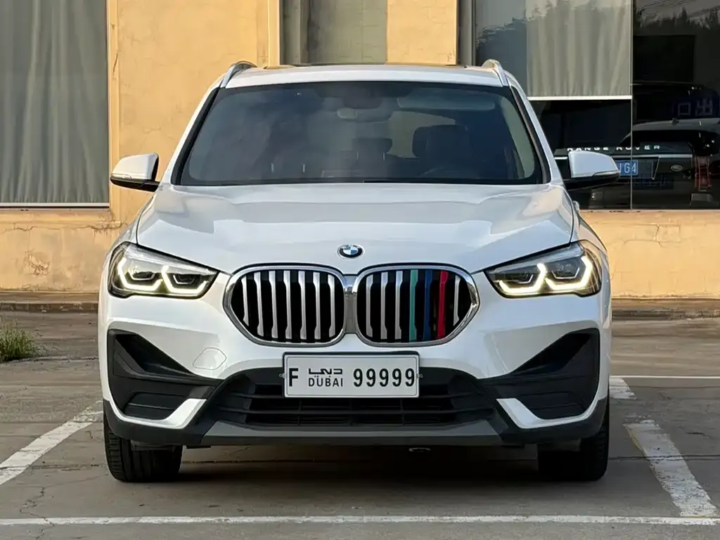 BMW X1 — фото 7